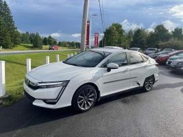 Honda Clarity 2018 Touring Hybrid-Rechargeable  (Essence + Électrique), Plus qu`économique!, cam de recul , 8 roues et pneus! $ 
35940